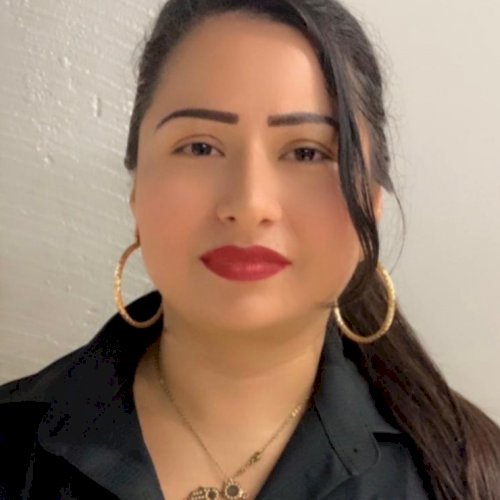 BRENDA DE LEÓN, BACHILLER EN COMPUTACIÓN