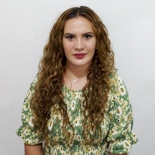 Roxana Morales, Administración de Empresas