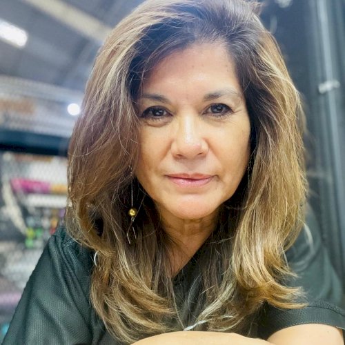 CRISTINA DÍAZ, ASISTENTE DE GERENCIA