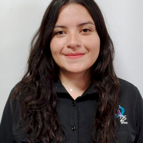 ALEJANDRA BARRIOS, MAESTRA DE PRE-PRIMARIA