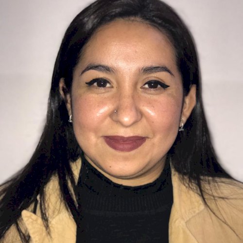 Blanca Felipe, Secretaria Bilingüe